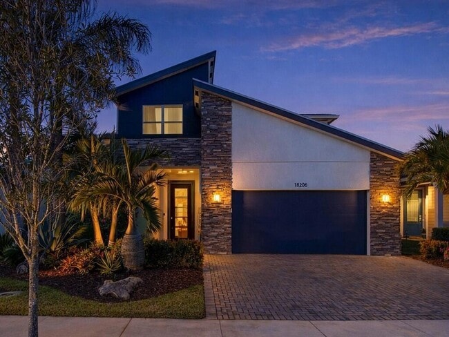 Building Photo - 11828 SW Lyra Dr.