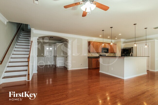 Foto del edificio - 1046 Mearn Rd