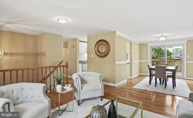 Building Photo - 9001 Bannister Ln