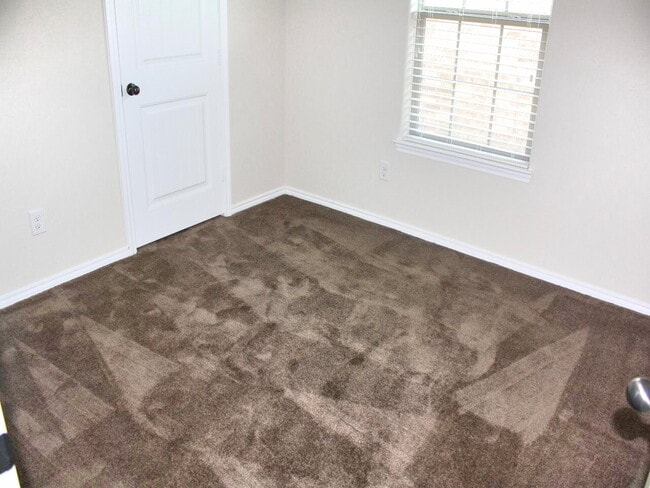 Foto del edificio - Corner House East Of Interstate & Minutes From Movie Theater & Restaurants!