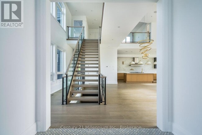 Photo du bâtiment - 176 W Ridge Dr
