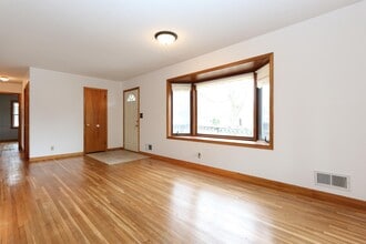 Building Photo - 8139 Clinton Ave S