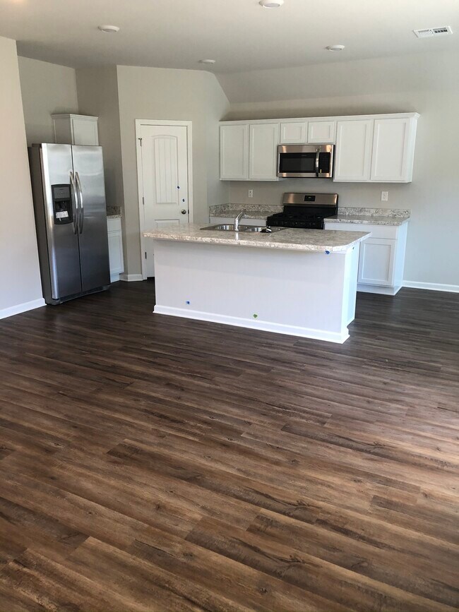 Foto del edificio - 28432 Longfellow Ln