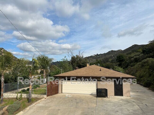 Foto del edificio - 2027 Old Bend Rd