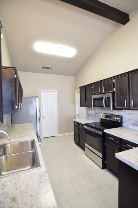 Foto del edificio - 1406 August Dr