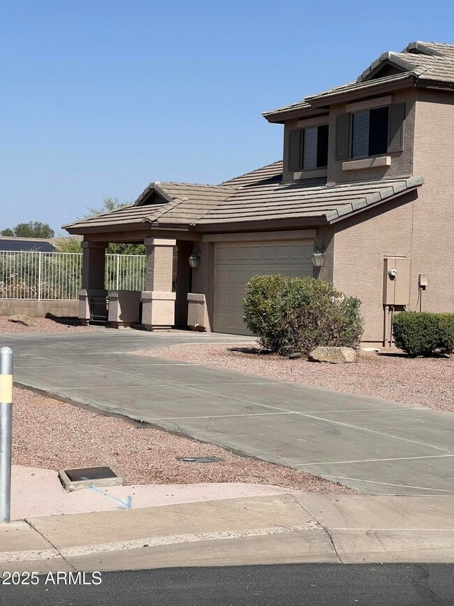 Building Photo - 42606 Chambers Dr
