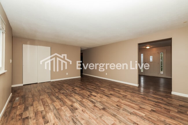 Foto del edificio - 6660 Celestine St