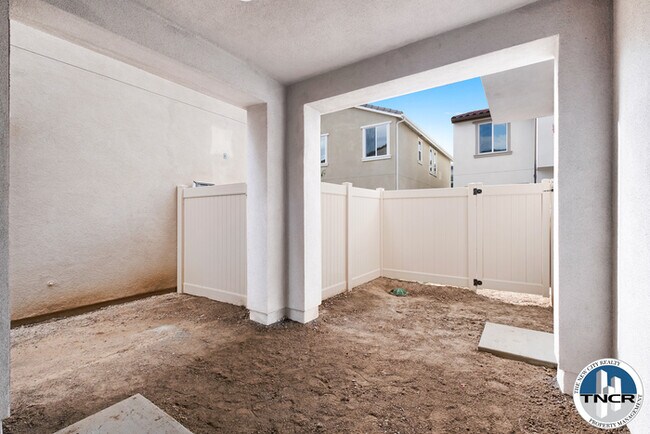 Foto del edificio - New Home/ 3Bed & 2.5Bath