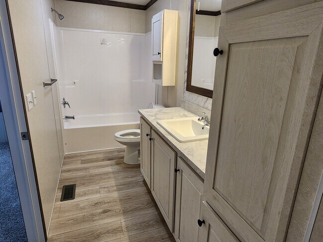 Foto del edificio - 247 Magnolia Pl