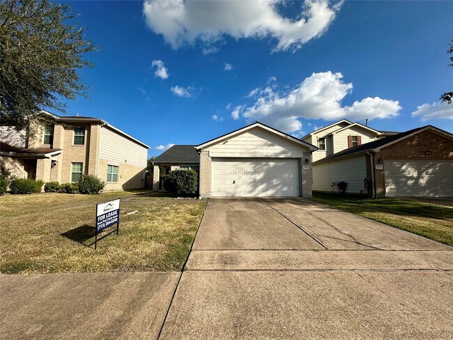 Foto del edificio - 20515 Hillsdale Park Dr