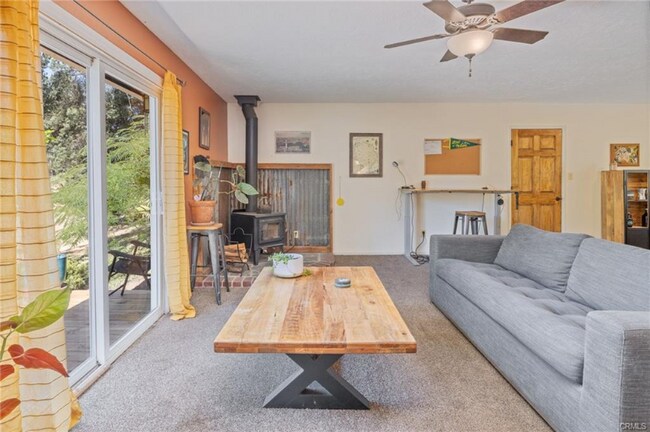 Foto del edificio - 48220 White Oak Dr