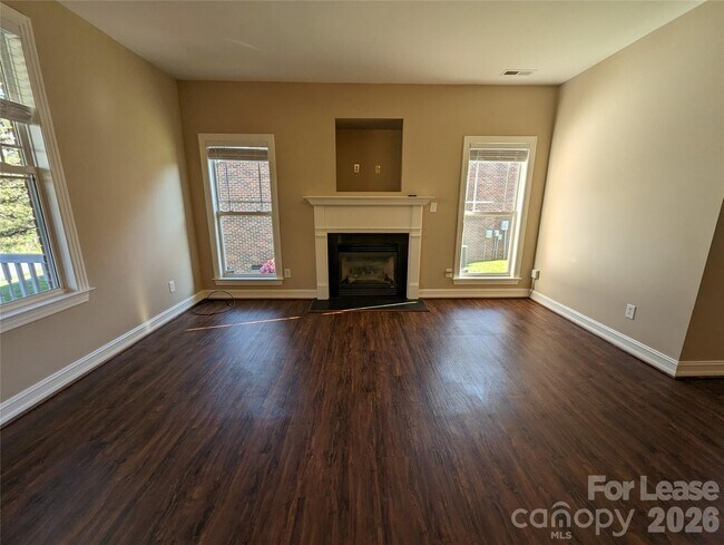 Foto del edificio - 20021 Norman Colony Rd