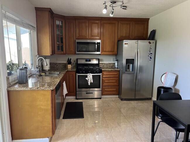 Foto del edificio - 8570 Hebrides Dr