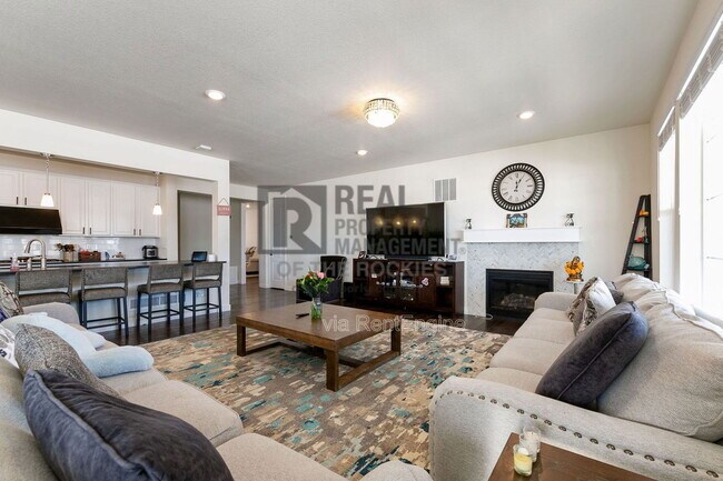 Foto del edificio - 2888 Fractus St