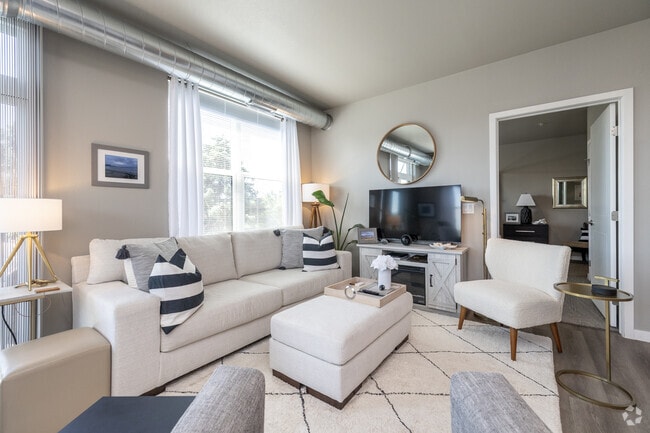 2HAB, 2BA - 1,018 ft² - Sala de estar - Mill on Main I & II