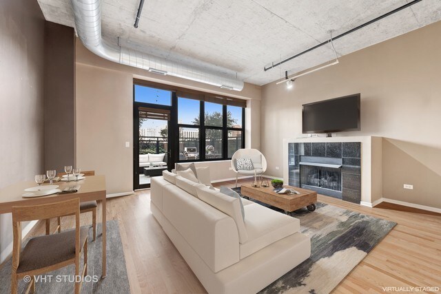 Foto principal - 849 N Franklin St