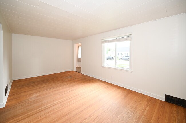 Foto del edificio - 1221 8th Ave NW