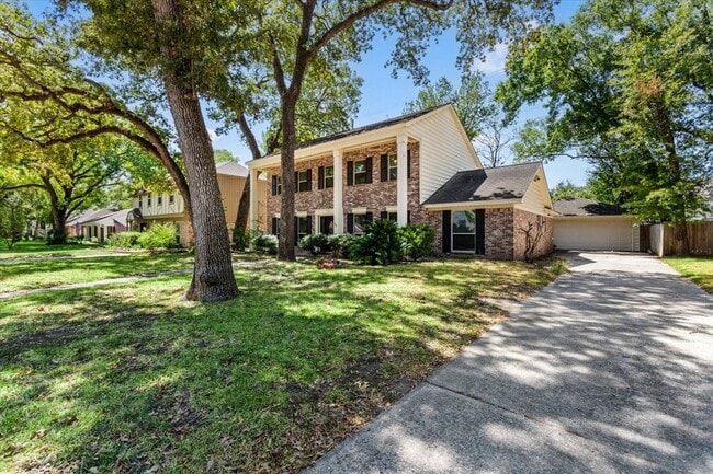 Foto del edificio - 751 Langwood Dr