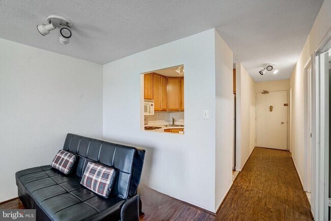 Foto del edificio - 3501 S Glebe Rd