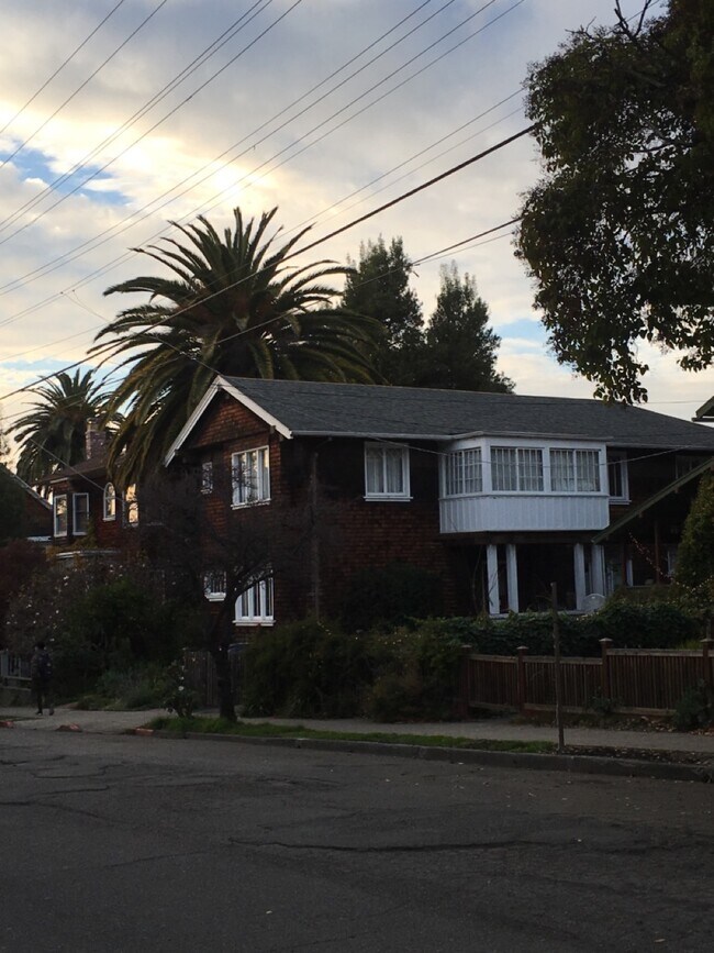 1905 Julia Morgan - 2615 Parker St