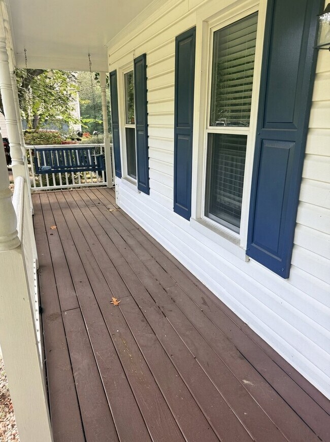 Foto del edificio - 1616 Clear Springs Ln