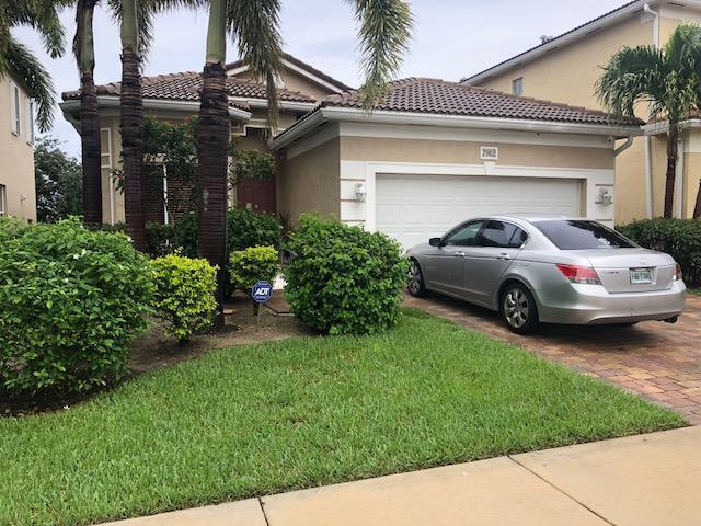 Foto principal - 7982 Clementine Dr