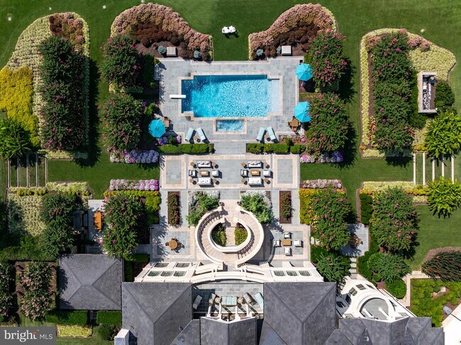 Foto del edificio - 200 Bridgeview Ln