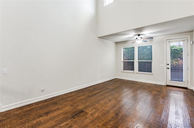 Foto del edificio - 4828 Durham Dr