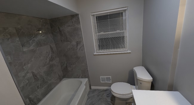 Building Photo - 19430 Dequindre St