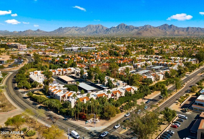 Foto del edificio - 9340 N 92nd St