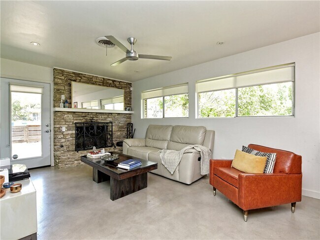 Foto del edificio - 1601 Norris Dr