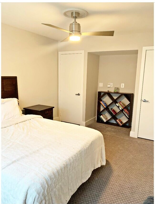 Foto del edificio - 212 Oakwood St SE