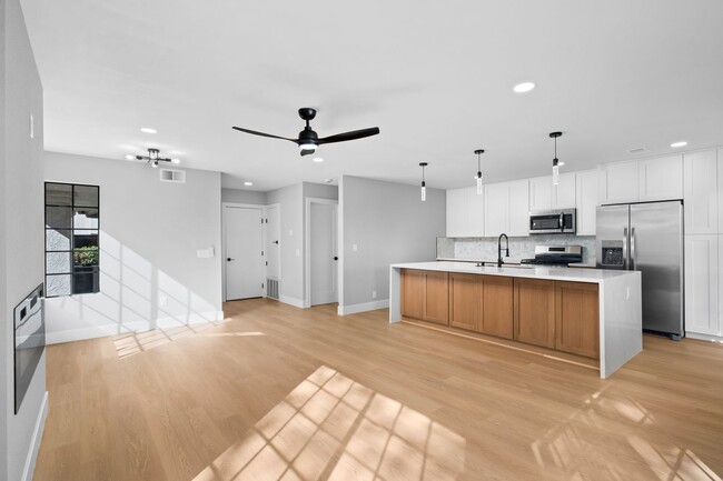 Foto del edificio - Move-In-Ready Townhome-Style Unit in Chula Vista!