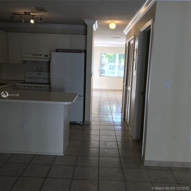 Building Photo - 6337 SW 138th Path