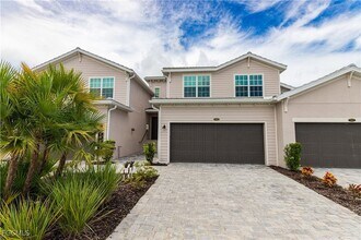 Building Photo - 16572 Kingwood Ln