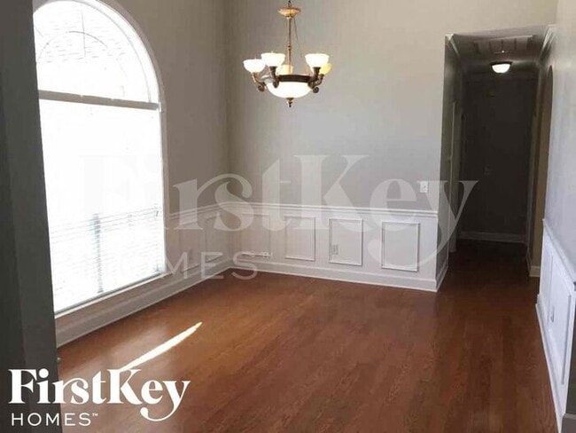 Foto del edificio - 388 Waterford Cove Trail