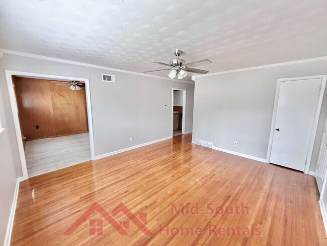 Foto del edificio - 3831 Hermitage Dr