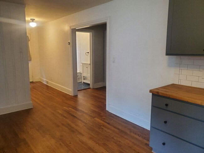 Foto del edificio - 3212 Alabama Ave