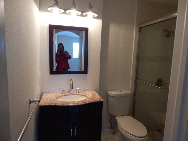 Foto del edificio - 8826 W Flagler St