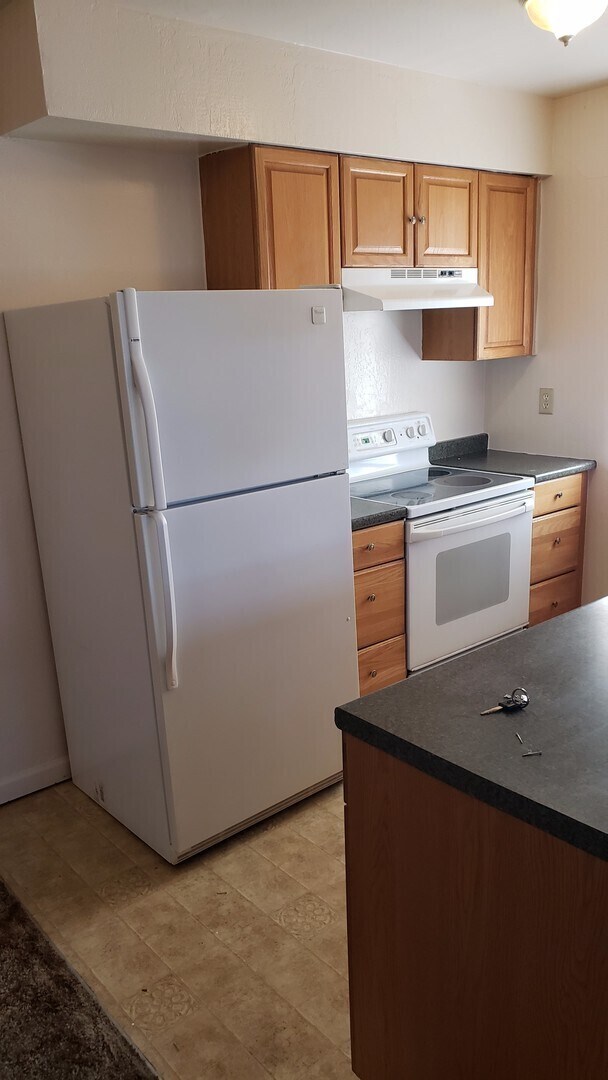 Foto del edificio - Large 1 bed 1 bath With patio area