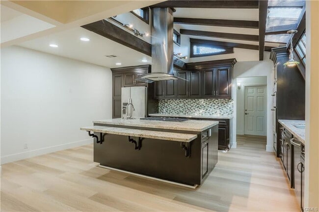 Building Photo - 19024 Miranda St