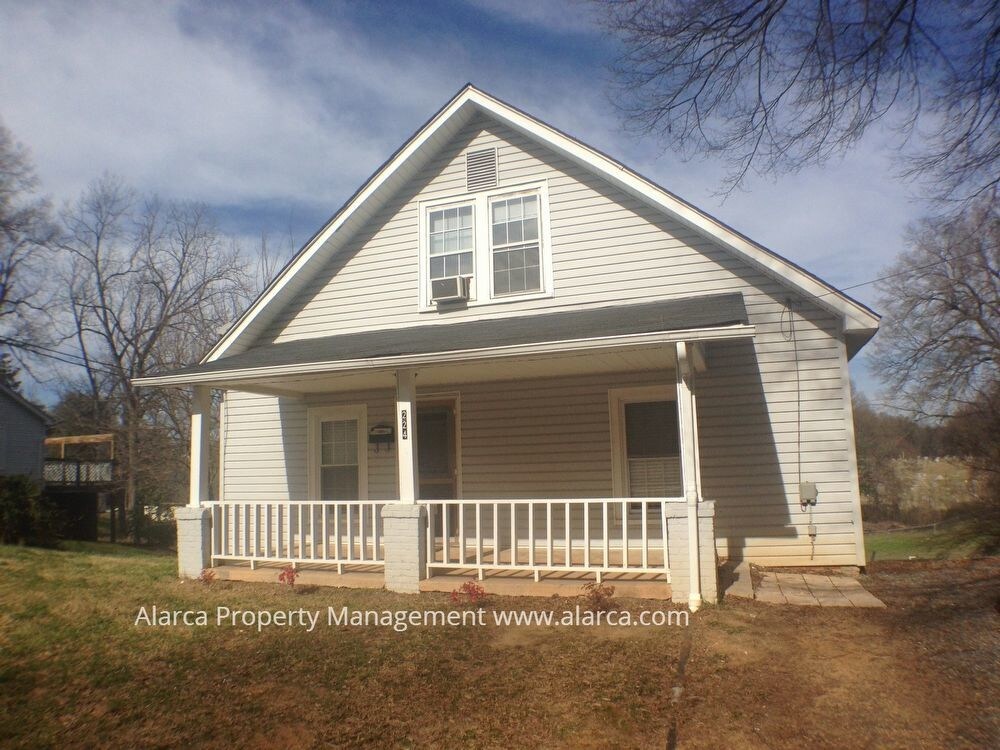 Foto principal - 224 E Catawba Ave