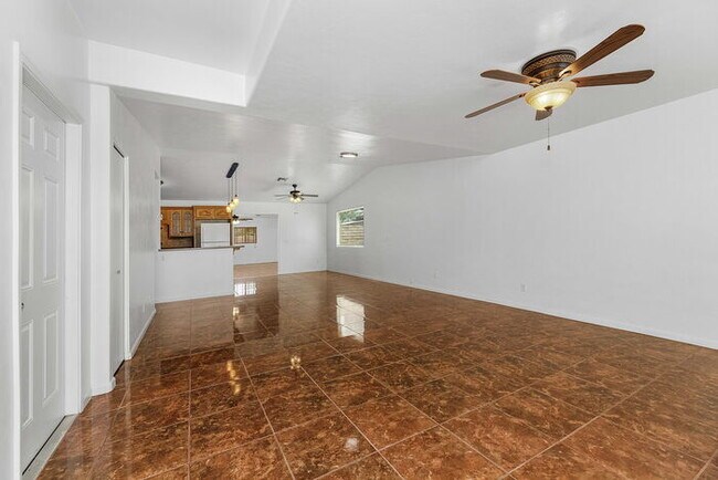 Foto del edificio - Tucson, AZ - Single-Family - $1,745.00 Ava...