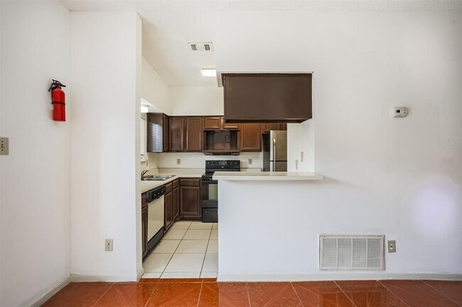 Foto del edificio - 12500 Brookglade Cir