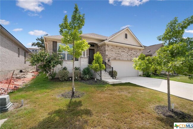 Building Photo - 204 Cres Heights Dr
