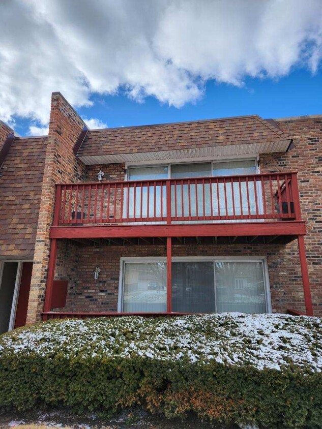Primary Photo - 508 Roberts Dr