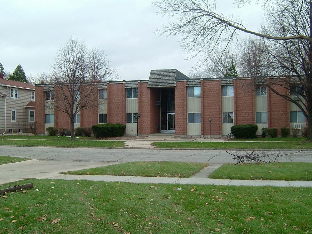 Building Photo - 441 S Quincy St - 208