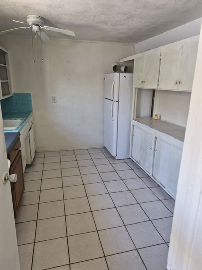 Building Photo - 346 San Jose Dr