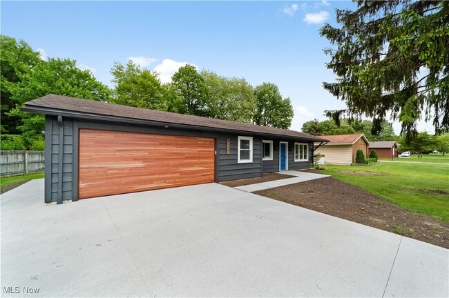 Building Photo - 9177 Fair Rd