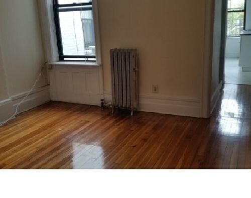 Building Photo - 421 14th St